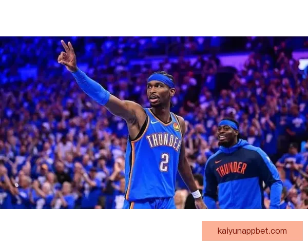 亚历山大出战15分钟顺利达标 确保常规赛65场评奖资格